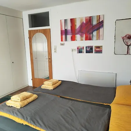 Waldeslust Warmbad Mit Balkon Und Privatem Parkplatz * Villach