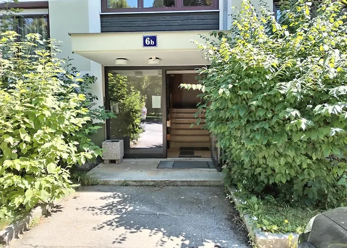 Waldeslust Warmbad Mit Balkon Und Privatem Parkplatz Apartament