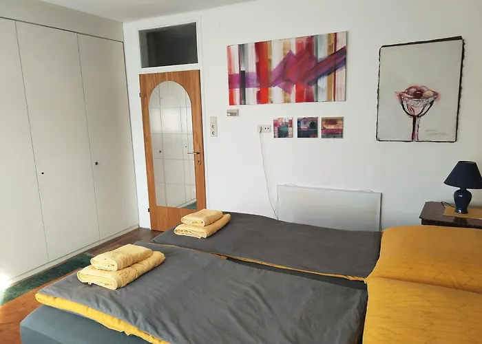 Waldeslust Warmbad Mit Balkon Und Privatem Parkplatz * Villach