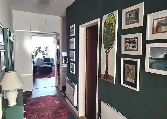 Waldeslust Warmbad Mit Balkon Und Privatem Parkplatz * Villach